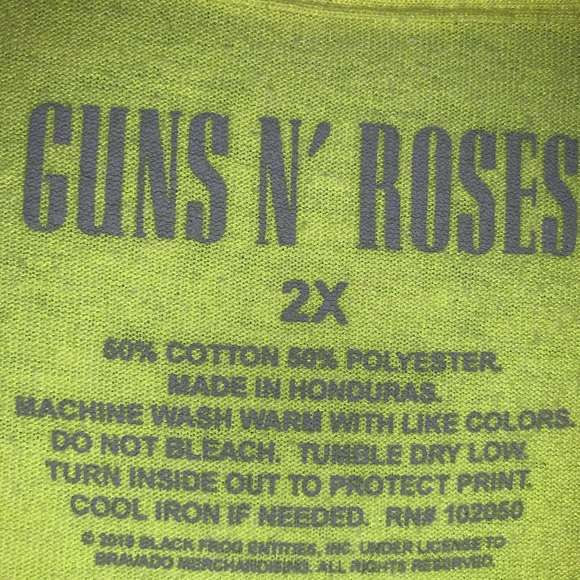 🌈🐢Guns N’ Roses tee - Picture 2 of 2
